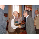 José Martel recibe el saludo y agradecimiento del Rector